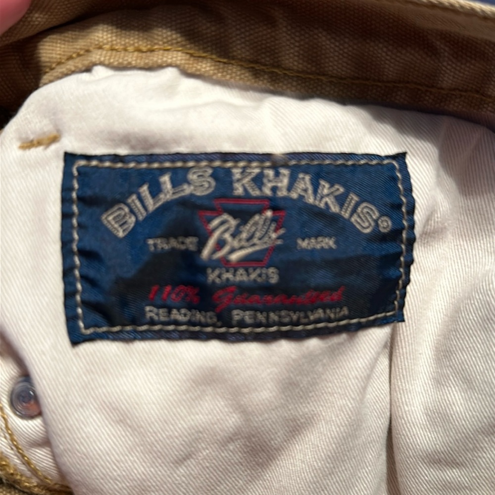 Bill’s Khakis men’s size 37/32 khaki colored